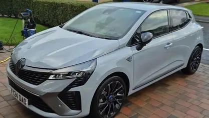 Used 2024 Renault Clio V Esprit Alpine Hatchback | £18,199 (Fair price)