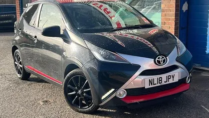 Used Toyota Aygo x-press 69 HP (50 kW) 2018 Black Hatchback