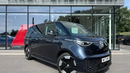 Used VW ID. Buzz Pro 150 kW (204 HP) 2023 MPV