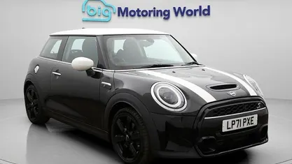 Used Mini Cooper S Classic 178 HP (130 kW) 2022 Hatchback