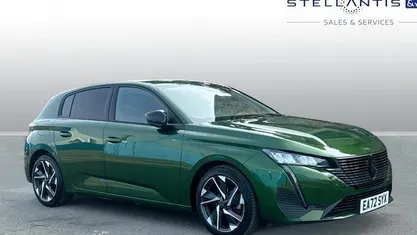 Used Peugeot 308 Allure Premium 131 HP (96 kW) 2023 Hatchback