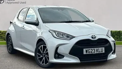 Used Toyota Yaris Design 116 HP (85 kW) 2023 White Hatchback