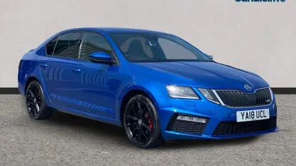 Used Skoda Octavia vRS 184 HP (135 kW) 2018 Blue Hatchback