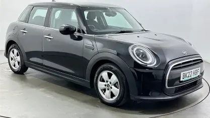 Used Mini Cooper Classic 136 HP (100 kW) 2022 Black Hatchback