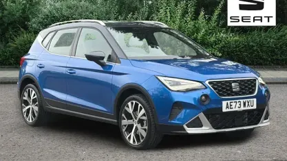 Używany Seat Arona Xperience Lux 110 KM (80 kW) 2024 Niebieski SUV