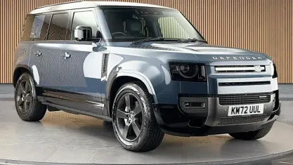 Used Land Rover Defender HSE Dynamic 300 HP (220 kW) 2022 Nebelquell blue SUV