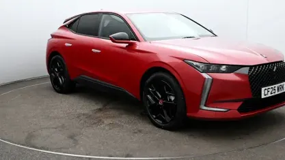 Begagnad DS Automobiles DS4 Performance 225 HK (165 kW) 2024 Röd SUV