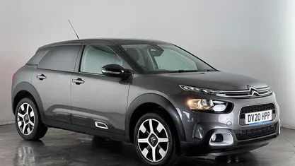 Used Citroën C4 Cactus Flair 110 HP (80 kW) 2020 Hatchback
