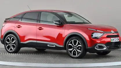 Used Citroën e-C4 Shine 100 kW (136 HP) 2023 Red Hatchback