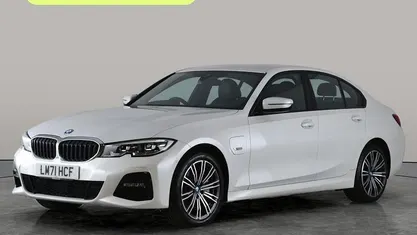 Used BMW 330e M Sport 292 HP (214 kW) 2021 White Sedan