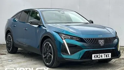 Used Peugeot 408 GT 131 HP (96 kW) 2024 Blue Hatchback