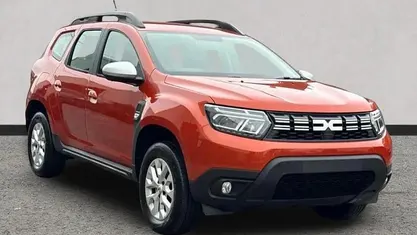 Metallic arizona orange Used 2023 Dacia Duster Expression Estate | £14,967 (Fair price)