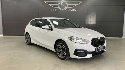 Używany BMW 118 Sport Line 136 KM (100 kW) 2021 Hatchback
