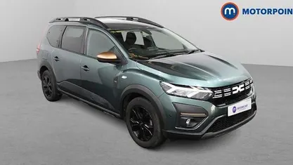 Used Dacia Jogger Extreme 110 HP (80 kW) 2024 Green MPV