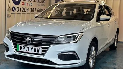 White Used 2021 MG MG5 EV Exclusive Estate | £9,690 (Good price)