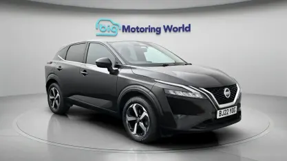 Used Nissan Qashqai N-Connecta 140 HP (102 kW) 2022 Black SUV