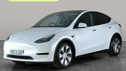 Begagnad Tesla Model Y RWD 219 kW (299 HK) 2024 SUV