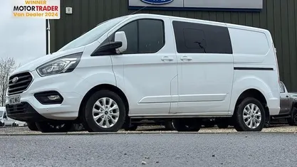 Used Ford Transit Custom Limited 170 HP (125 kW) 2022 Van