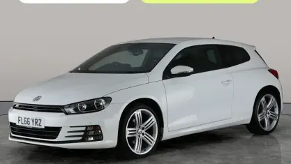 Used VW Scirocco R-line 150 HP (110 kW) 2016 White Coupe