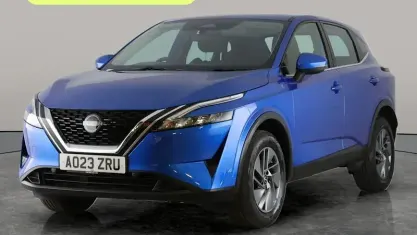 Used Nissan Qashqai Acenta Premium 140 HP (102 kW) 2023 Blue SUV