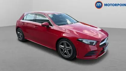 Begagnad Mercedes A220 Executive 190 HK (139 kW) 2019 Röd Halvkombi