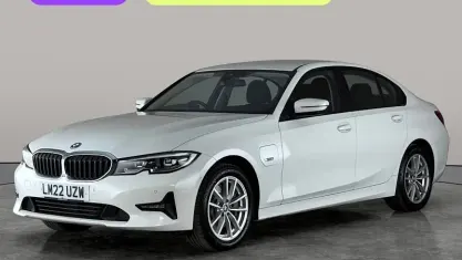 Used BMW 330e 292 HP (214 kW) 2022 White Sedan