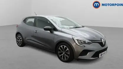 Used Renault Clio Evolution 90 HP (66 kW) 2023 Grey Hatchback