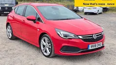 Red Used 2018 Vauxhall Astra SRi Hatchback | £7,888 (Fair price)