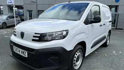 Used Peugeot Partner 102 HP (75 kW) 2025 MPV