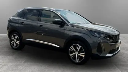 Used Peugeot 3008 Allure+ 222 HP (163 kW) 2023 Grey SUV
