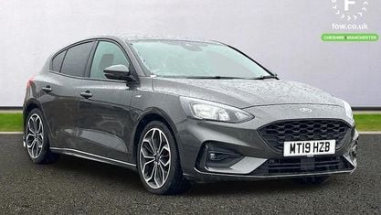 Używany Ford Focus ST-Line X 125 KM (91 kW) 2019 Szary Hatchback