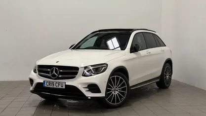 Used Mercedes GLC250 AMG 211 HP (155 kW) 2019 White Estate
