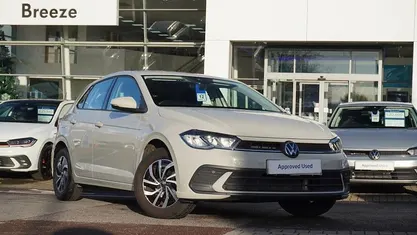 Used 2025 VW Polo Life Hatchback | £16,810 (Fair price)