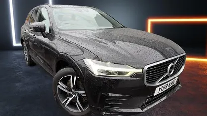 Used Volvo XC60 R-Design 250 HP (183 kW) 2019 Black SUV