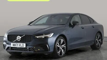 Blue Used 2021 Volvo S90 R-Design Sedan | £22,051 (Fair price)