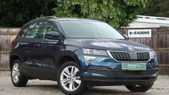 Petrol blue metallic Used 2019 Skoda Karoq SE SUV | £14,995 (Fair price)