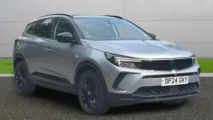 Used Vauxhall Grandland X 224 HP (164 kW) 2024 Grey SUV