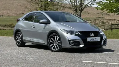 Używany Honda Civic SR 120 KM (88 kW) 2017 Srebrny Hatchback