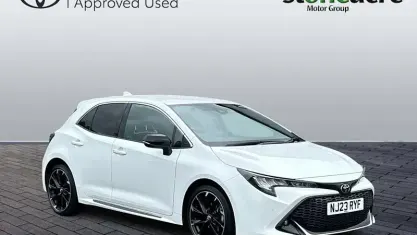 Used Toyota Corolla Sport 140 HP (102 kW) 2022 White Hatchback