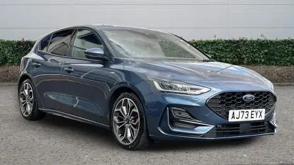 Used Ford Focus ST-Line X 125 HP (91 kW) 2024 Blue Hatchback