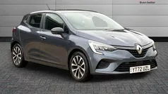 Used 2023 Renault Clio V Evolution Hatchback | £13,495 (Good price)
