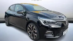 Black Used 2021 Renault Clio V SE Hatchback | £13,349 (Fair price)