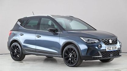 Używany Seat Arona FR 110 KM (80 kW) 2022 Szary SUV
