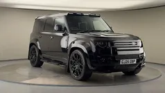 Used 2024 Land Rover Defender SE Dynamic SUV | £89,500