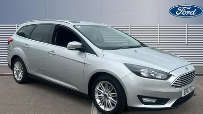 Used Ford Focus Zetec 120 HP (88 kW) 2017 Silver Estate