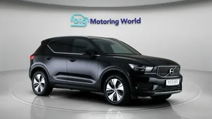Used Volvo XC40 Core 211 HP (155 kW) 2021 Black SUV