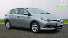 Grey Used 2017 Toyota Auris Hybrid Business Edition Hatchback | £12,299 (Fair price)