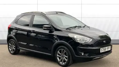Begagnad Ford Ka Plus Active 86 HK (63 kW) 2019 Svart Halvkombi