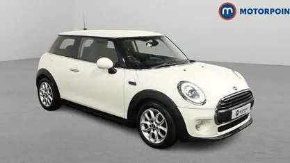 Used Mini ONE Hatch 102 HP (75 kW) 2018 White Hatchback