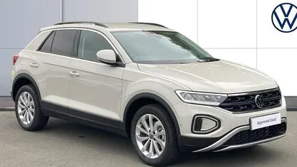 Used 2025 VW T-Roc Match SUV | £23,291 (Fair price)